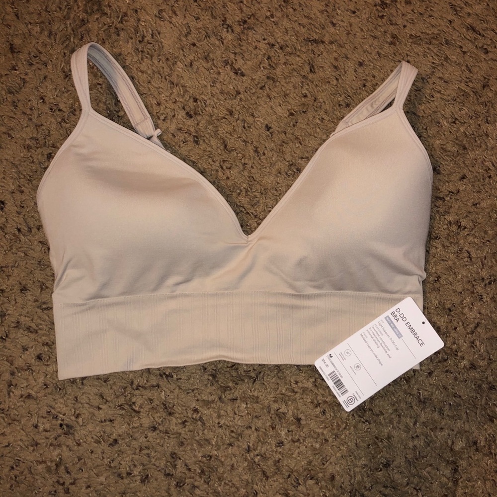 Athleta embrace bra